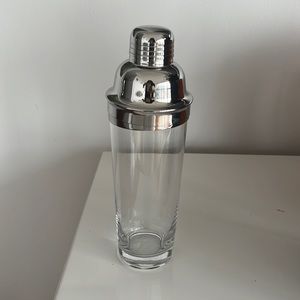 William Sonoma cocktail shaker